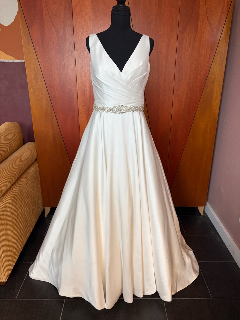 Sincerity by Justin Alexander 44080 Wedding Dress Size 14 Ivory Mikado Ball Gown